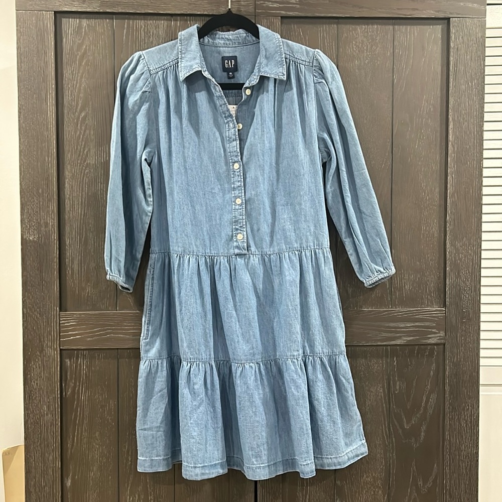 GAP DENIM DRESS NWT 💙